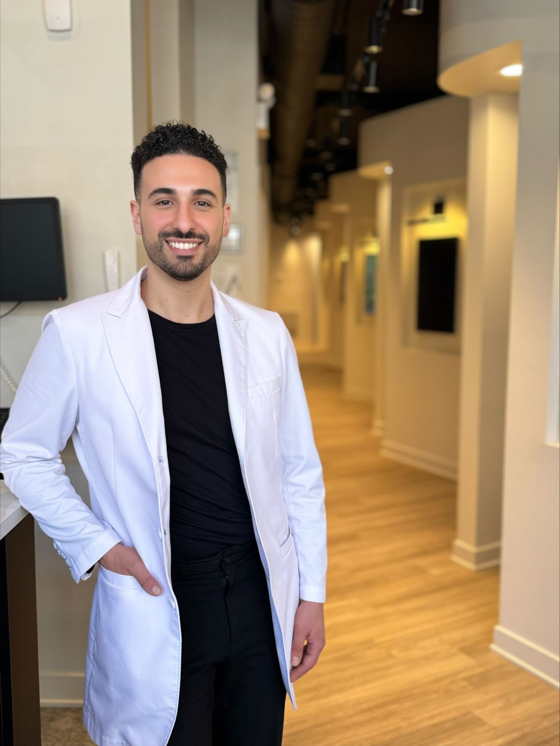 Dr. Delone Jouja, dentist at Floss Lincoln Park in Chicago